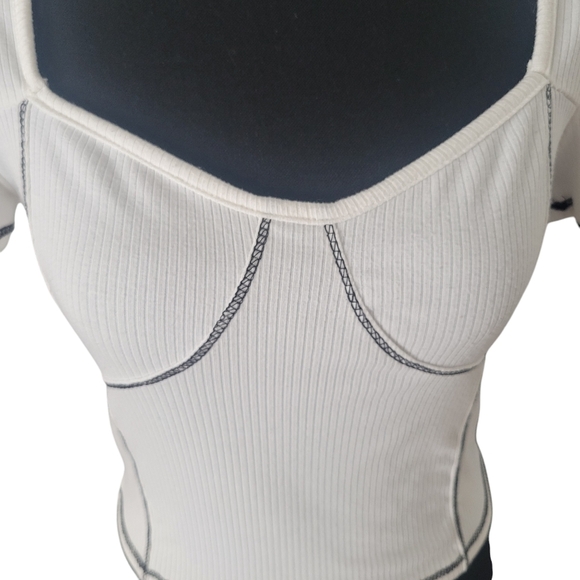 Caution To The Wind White Ribbed Crop Top - Picture 2 of 4